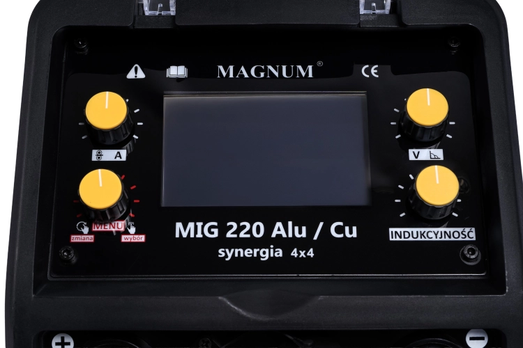 magnum 220 cu 4x4_4.jpg